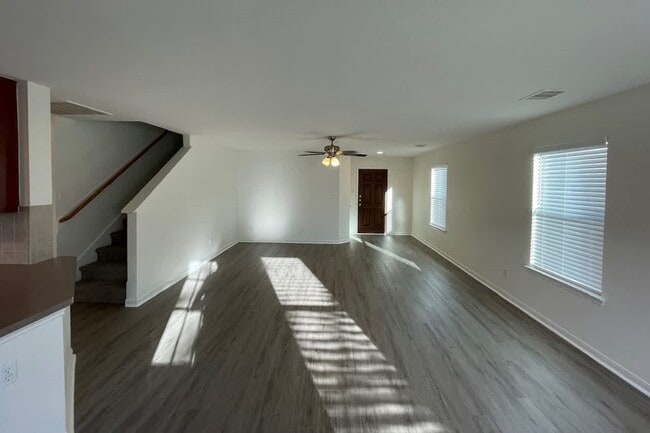 Building Photo - 7803 Cypress Edge Dr