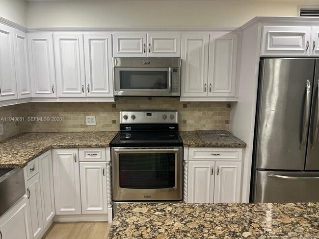 Building Photo - 6330 SW 34th St