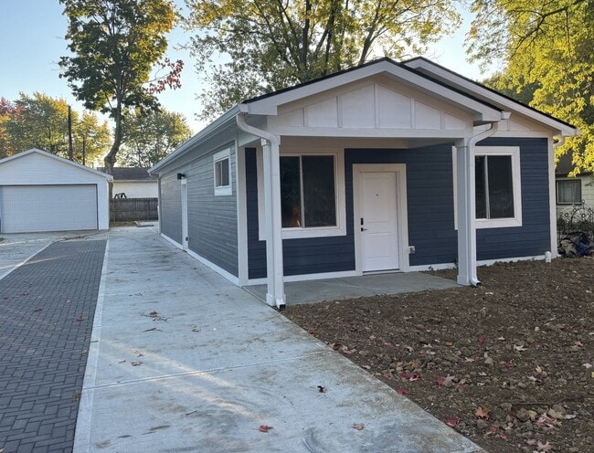 Building Photo - Brand-New Construction in the Heart of Indianapolis!