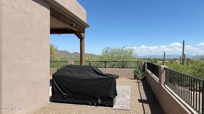 Building Photo - 4440 W Mountain Side Dr