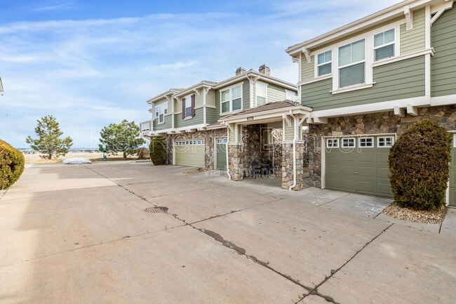 Building Photo - 9770 Mayfair St