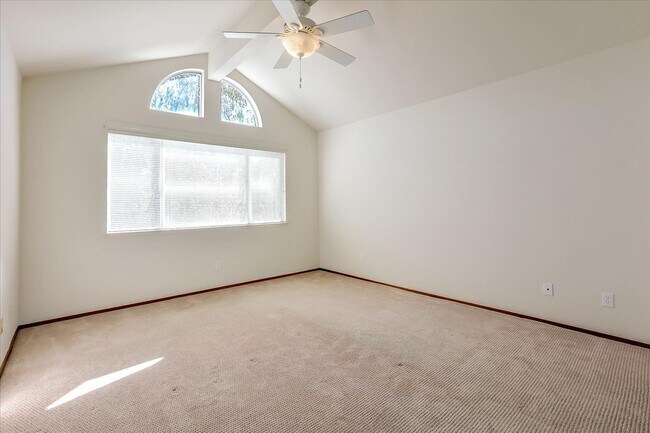 Building Photo - Seven Springs Home