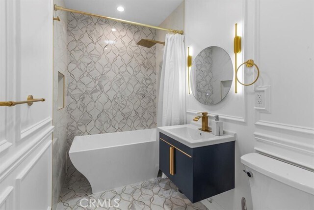 Building Photo - 5201 Sale Ave