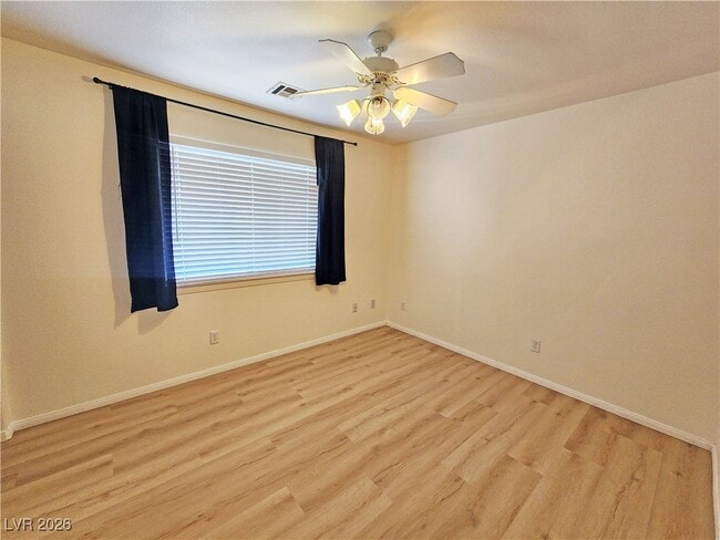 Building Photo - 3120 E Easy St