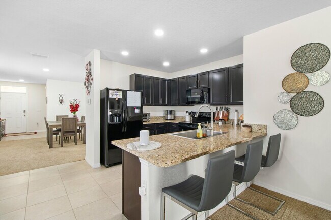 Building Photo - LIKE NEW Home For Rent in Southfork Lakes!