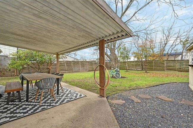 Building Photo - 507 Krebs Ln