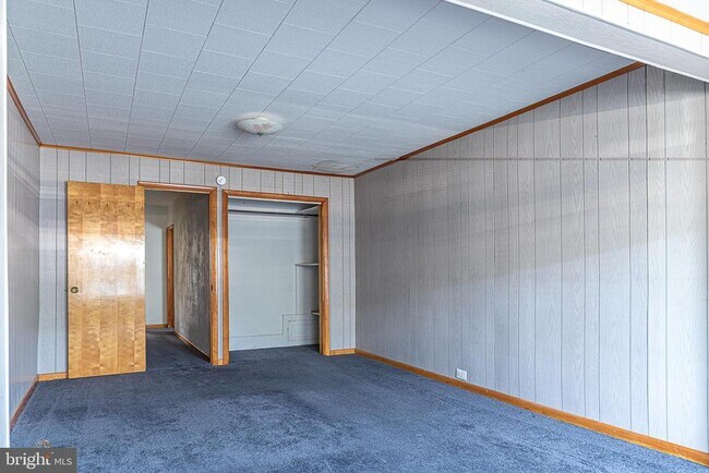 Building Photo - 111 W Saylor St