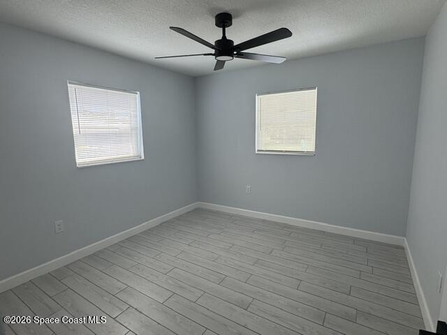 Building Photo - 2137 Canterbury Ln