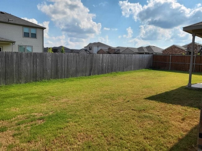 Building Photo - 417 Paradise Cyn Dr