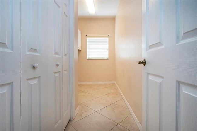 Building Photo - 2117 Huntington Ave