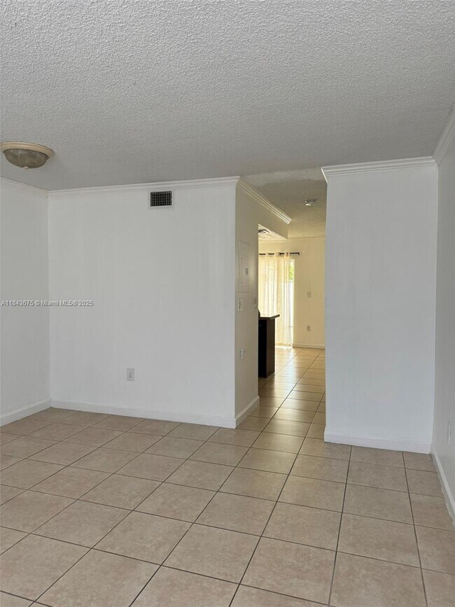 Building Photo - 2091 W 54th Terrace