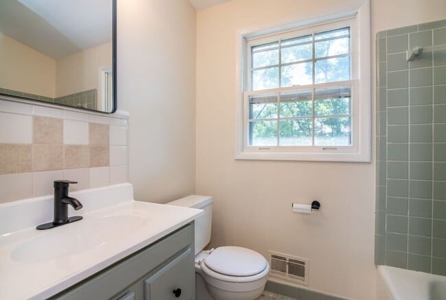 Building Photo - 6537 Court K