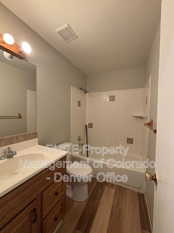 Building Photo - 1693 S Kline Way