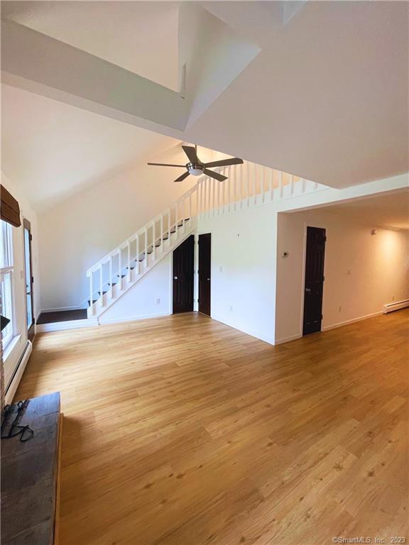 Building Photo - 10 Evergreen Pl
