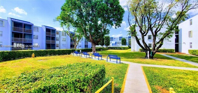 Building Photo - 14150 SW 84th St