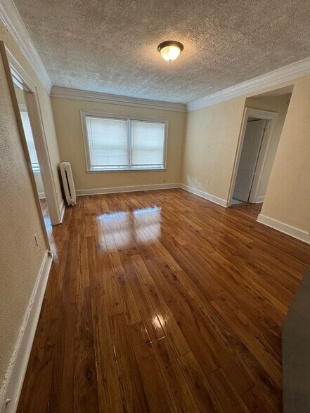 Interior Photo - Whitestone Manor Apartments