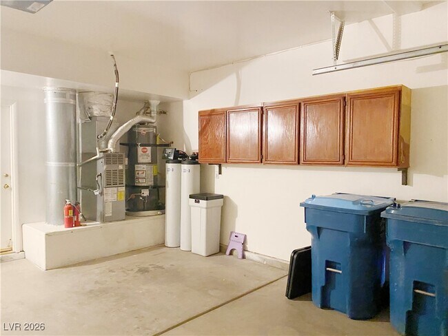 Building Photo - 8732 Point Kristi Cir