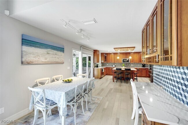 Building Photo - 1111 Schooner Pl