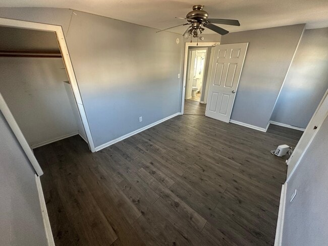 Building Photo - 6183 N 38th St