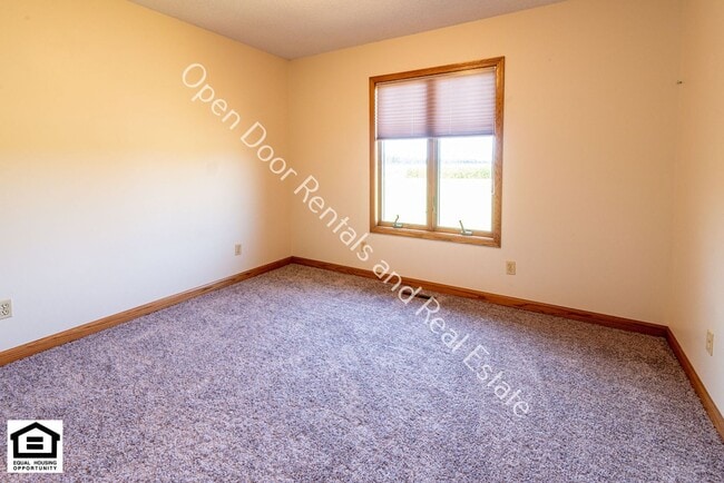 Building Photo - 6135 Co Rd 31