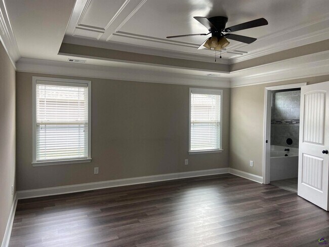 Building Photo - 315 Lasso Drive