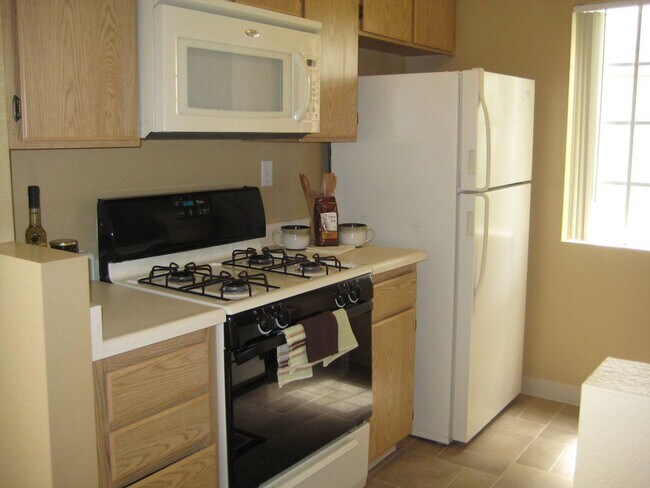 Building Photo - Westbrook Apartments