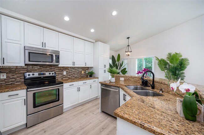 Building Photo - 1381 NW 144th Ave