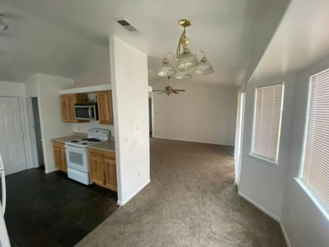 Building Photo - Four Bedroom Single Family