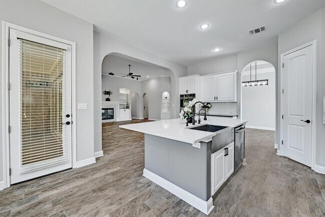 Building Photo - 154 Goodwater Ct