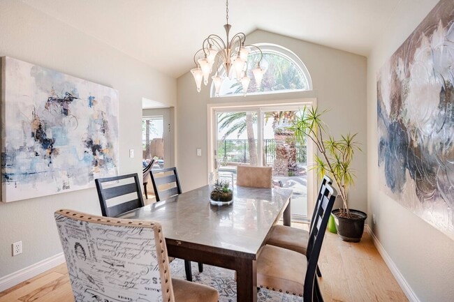 Building Photo - 8169 Sedona Sunrise Dr