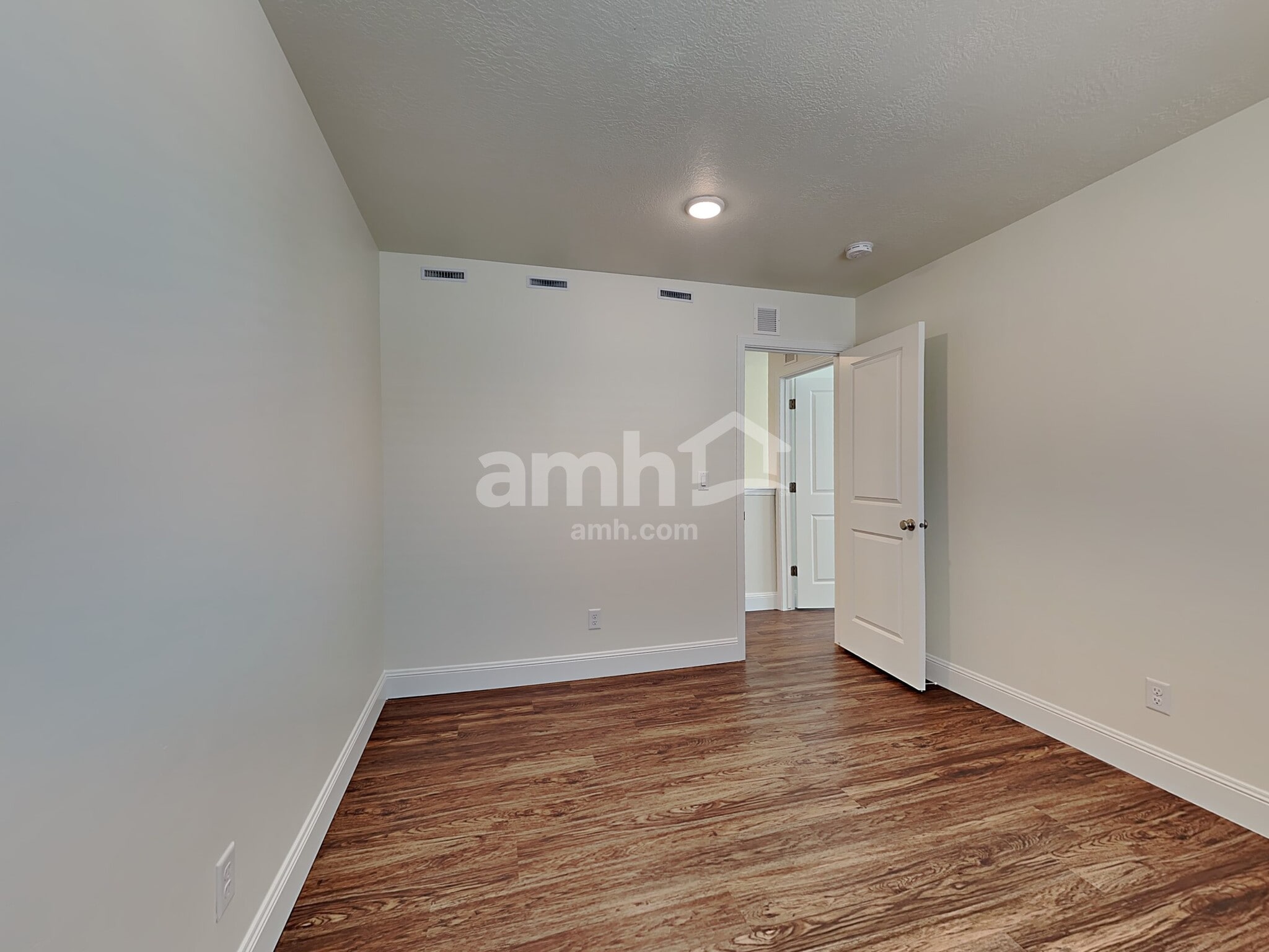 Building Photo - 2626 W 3290 S