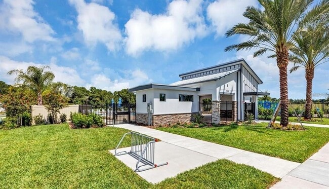 Building Photo - 2337 Treasure Hill St