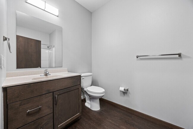 Building Photo - Large Townhome In Kingston Neighborhood Just Blocks From Downtown