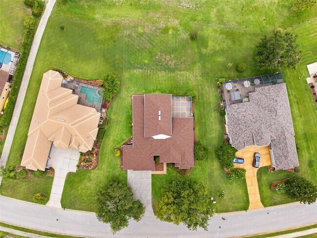 Building Photo - 13049 Thoroughbred Dr