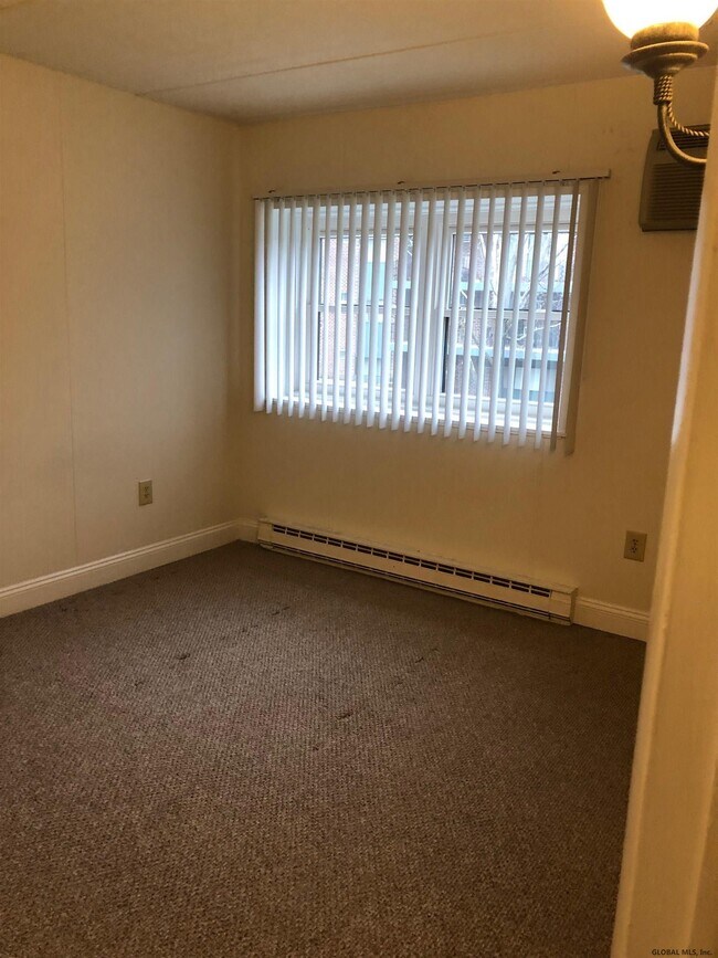 Building Photo - 151 Jefferson St