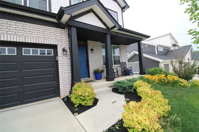 Building Photo - 818 Memsie Dr