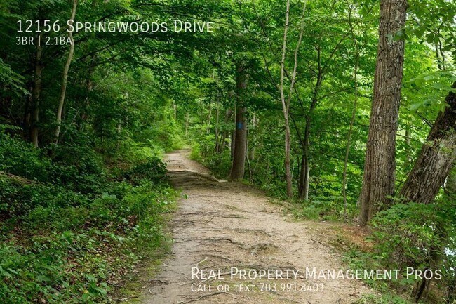 Building Photo - New Paint