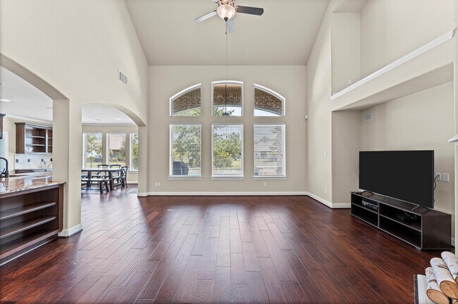 Building Photo - 10 Cayuga Pond Ct