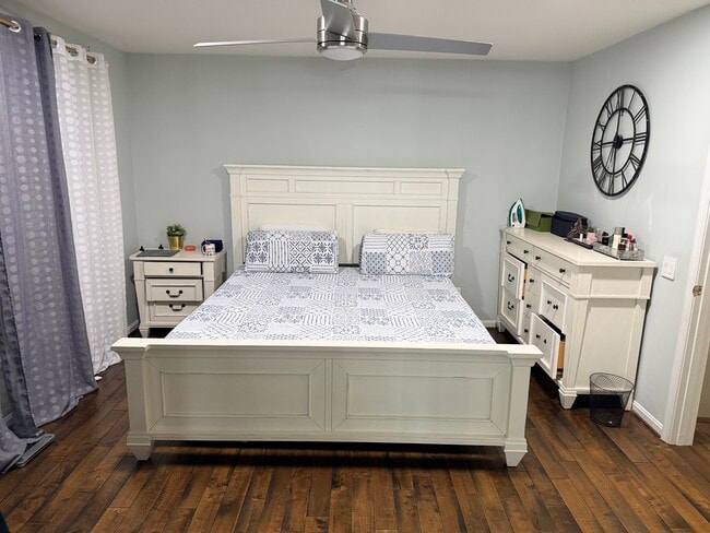 Building Photo - 12384 Brown Fox Way