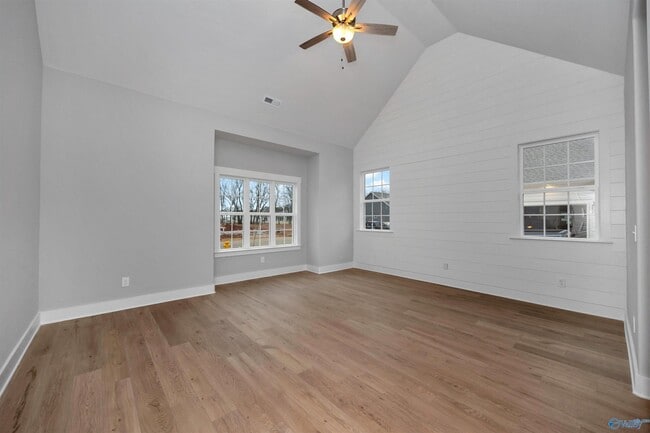 Building Photo - 117 Marlbrook Dr