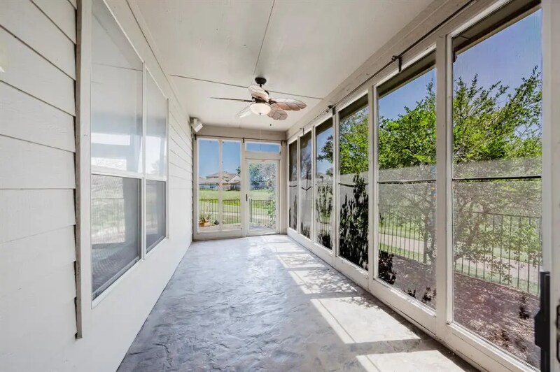 Building Photo - 424 Baverton Ln