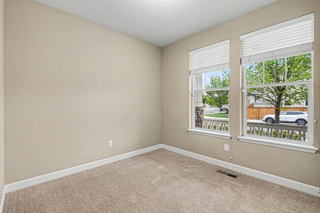Building Photo - 3 Bed 2 Bath Ranch Home with Den and Large Unfinished Basement