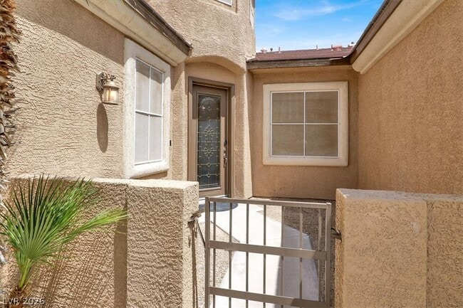 Building Photo - 1330 Coulisse St
