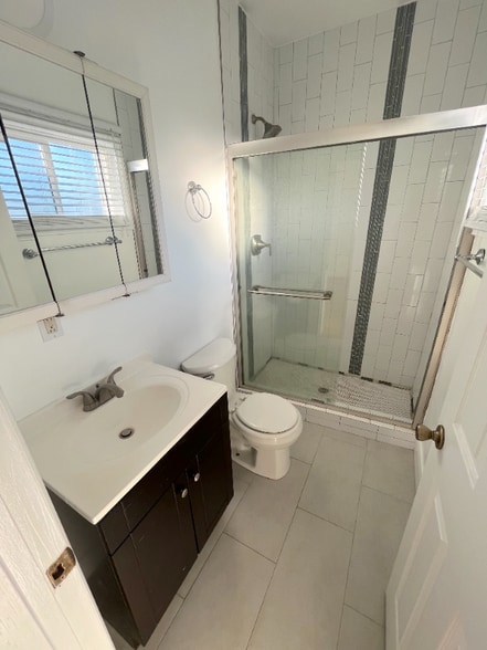 Building Photo - 1008 7th St