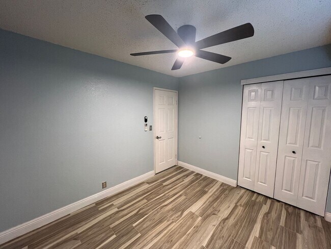 Building Photo - 348ADA
