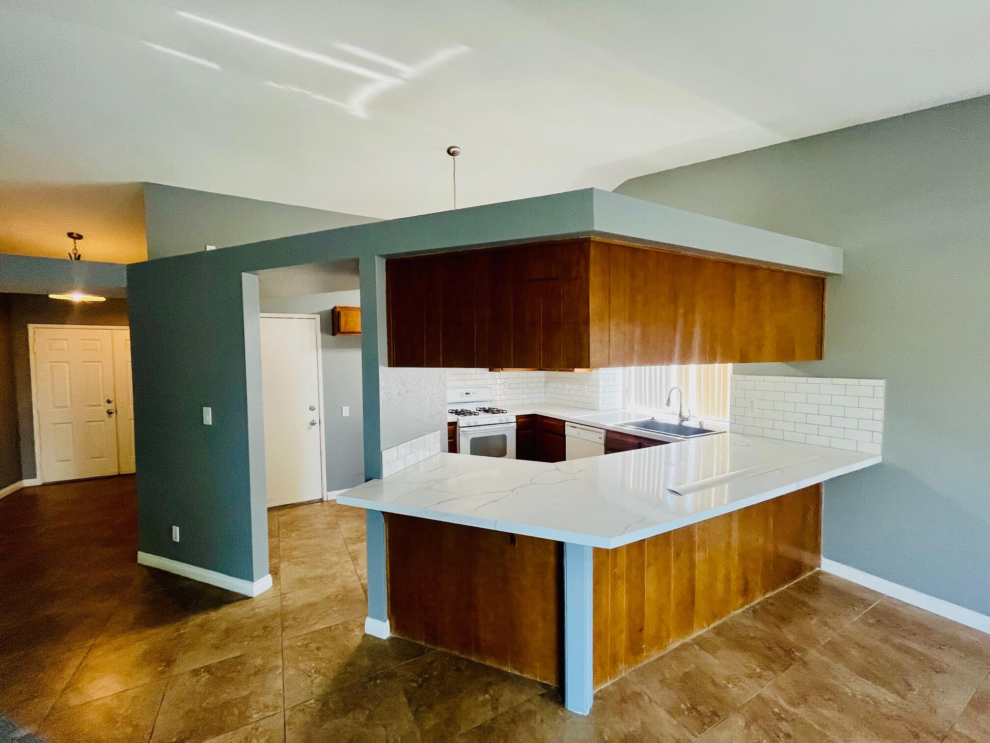 Building Photo - 4645 Alojar Ln