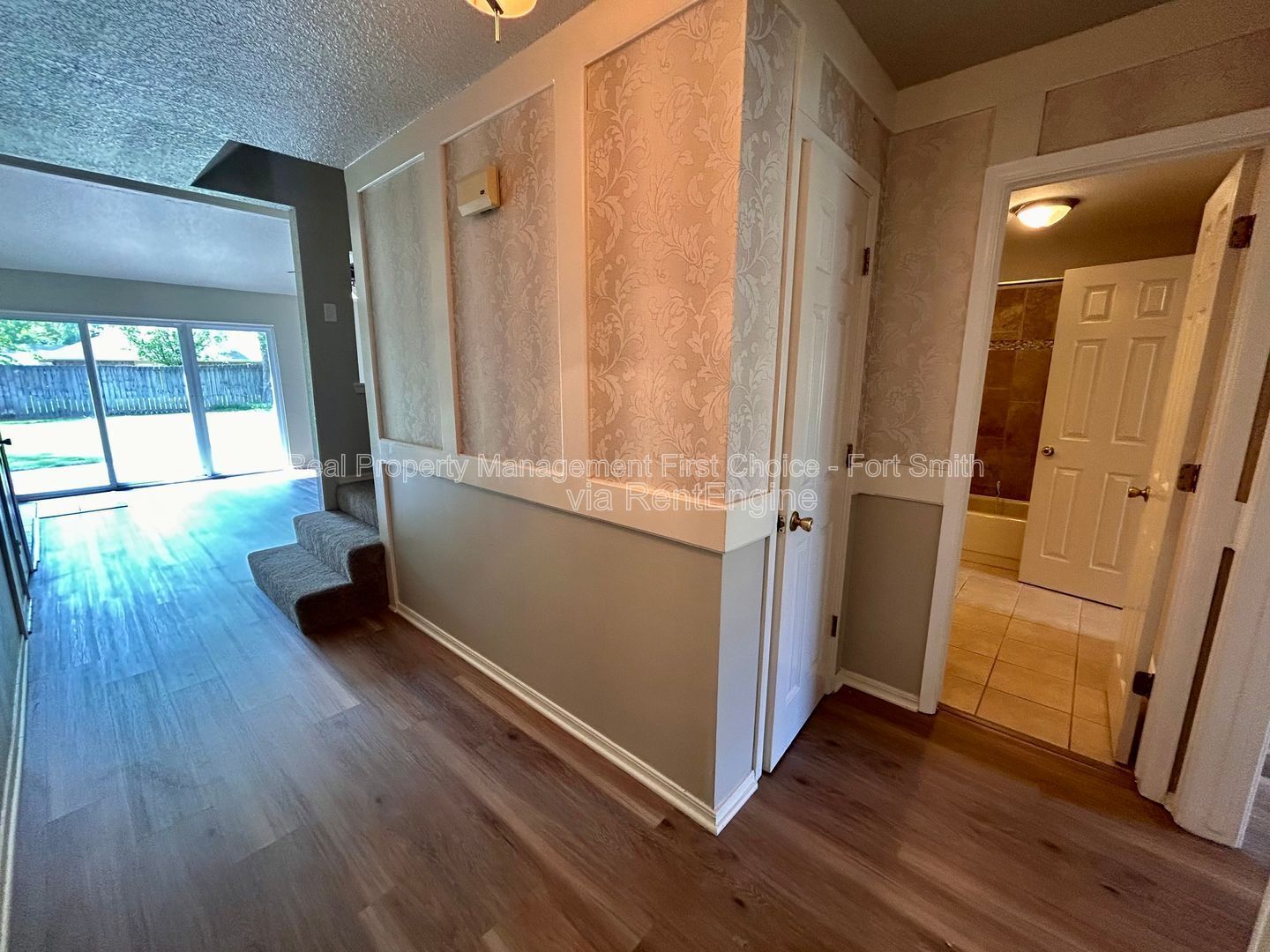 Building Photo - 3104 S 99th St