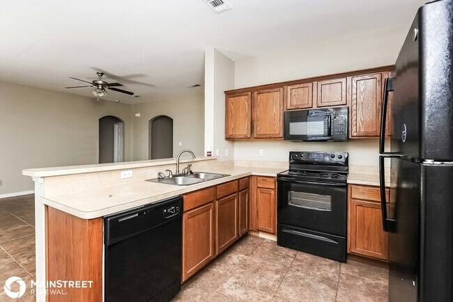 Building Photo - 213 Kennedy Dr, Crowley, TX 76036