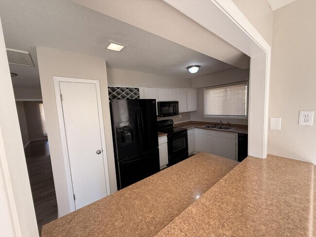 Building Photo - 2150 Tramway Pl