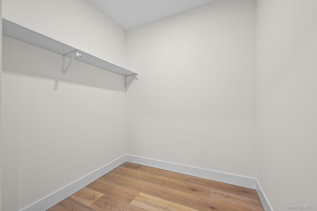 Building Photo - 80 Division St